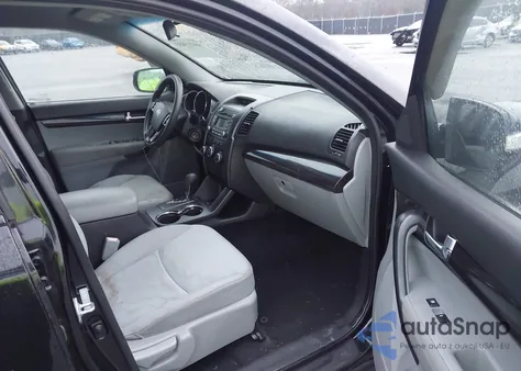 2011 Kia Sorento Lx from USA, damaged, VIN 5XYKT3A1XBG104050